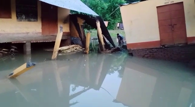 Flood situation in Lowkhowa