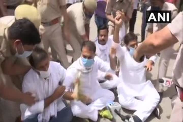 DPCC members detained while protesting against hike in fuel prices