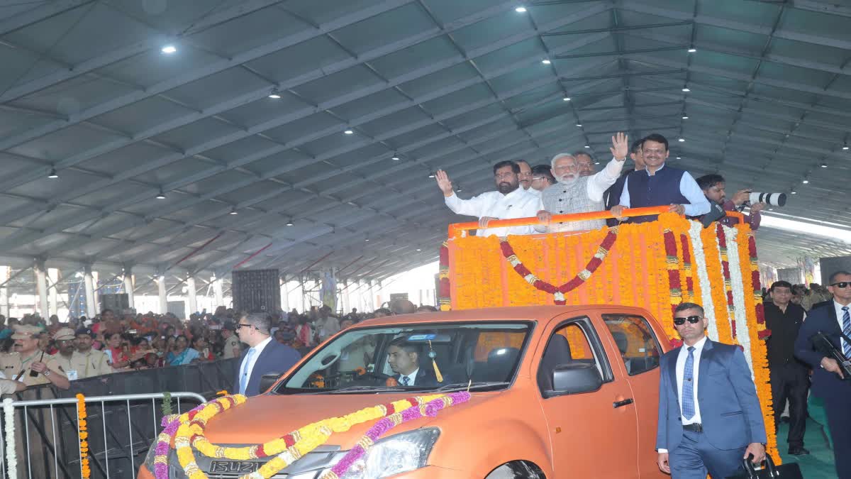 uran kharkopar local train inauguration by pm narendra modi