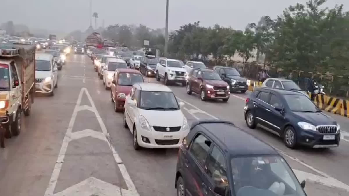 Traffic Jam at Hyderabad Vijayawada Highway Today