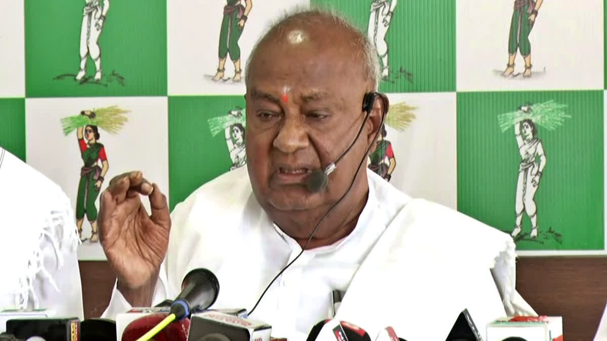 Appeal to Sanction Mekedatu water Project: Deve Gowda