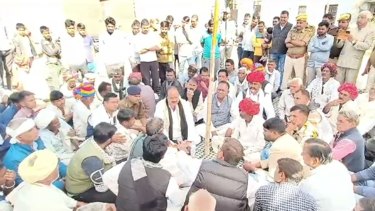 कालेज छात्रा की गला रेतकर हत्या