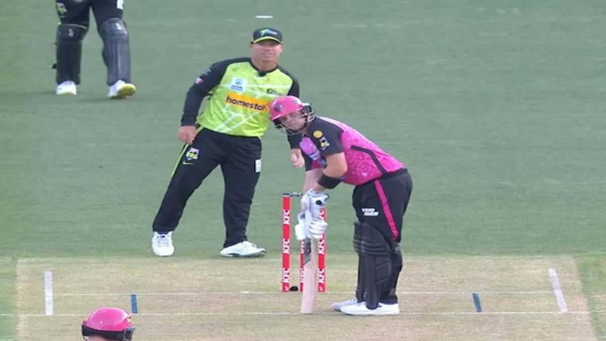 David Warner Sledges Steve Smith  Big Bash League  ഡേവിഡ് വാര്‍ണര്‍  ബിഗ്‌ ബാഷ്‌ ലീഗ്