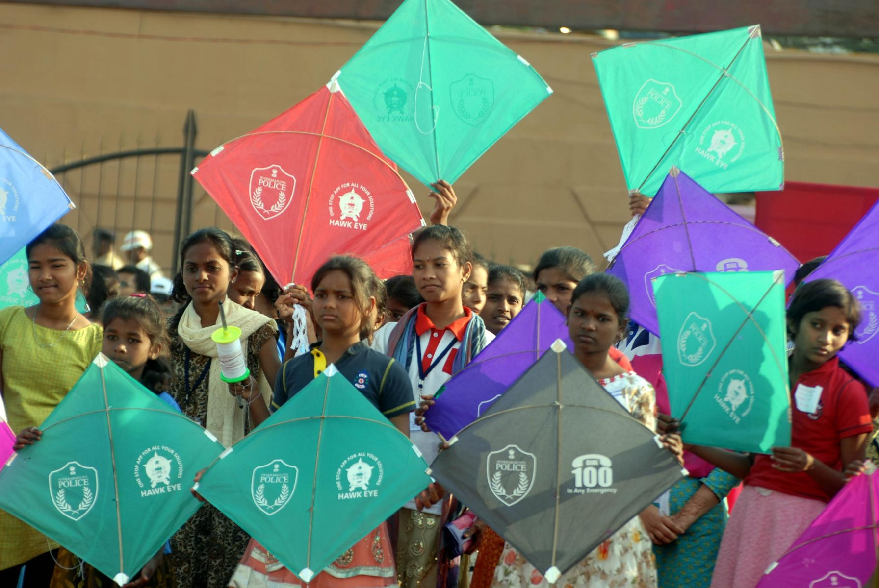 Telangana Kite Festival  Kite and Sweet Festival  Telangana Sankranthi  സംക്രാന്തി പട്ടം പറത്തല്‍