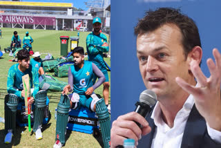 Adam Gilchrist  Pakistan Cricket Team  ആദം ഗില്‍ക്രിസ്റ്റ്  പാകിസ്ഥാന്‍ ക്രിക്കറ്റ് ടീം