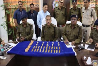 Gold smugglers arrested in Mahasamund