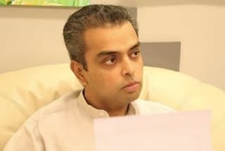 former-congress-mp-milind-deora-likely-to-join-shiv-sena