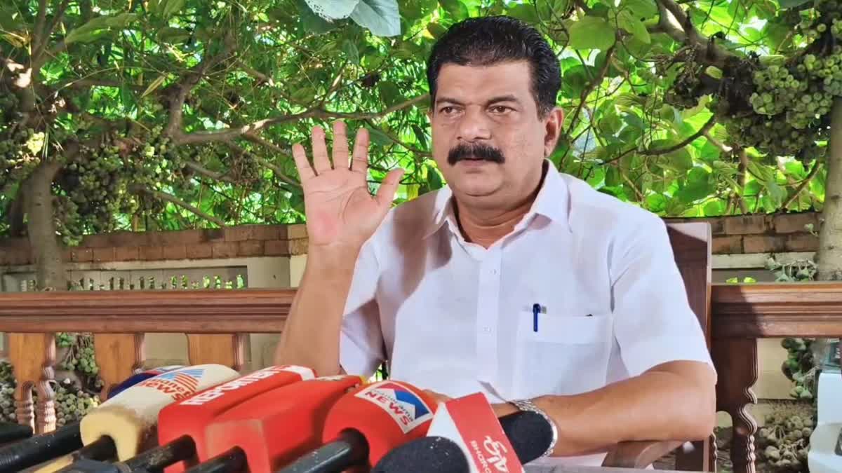 PV ANVAR RESIGNATION  PV ANVAR ASSURED SUPPORT TO UDF  PV ANVAR CPM ROW  PV ANVAR AGAINST PINARAYI VIJAYAN