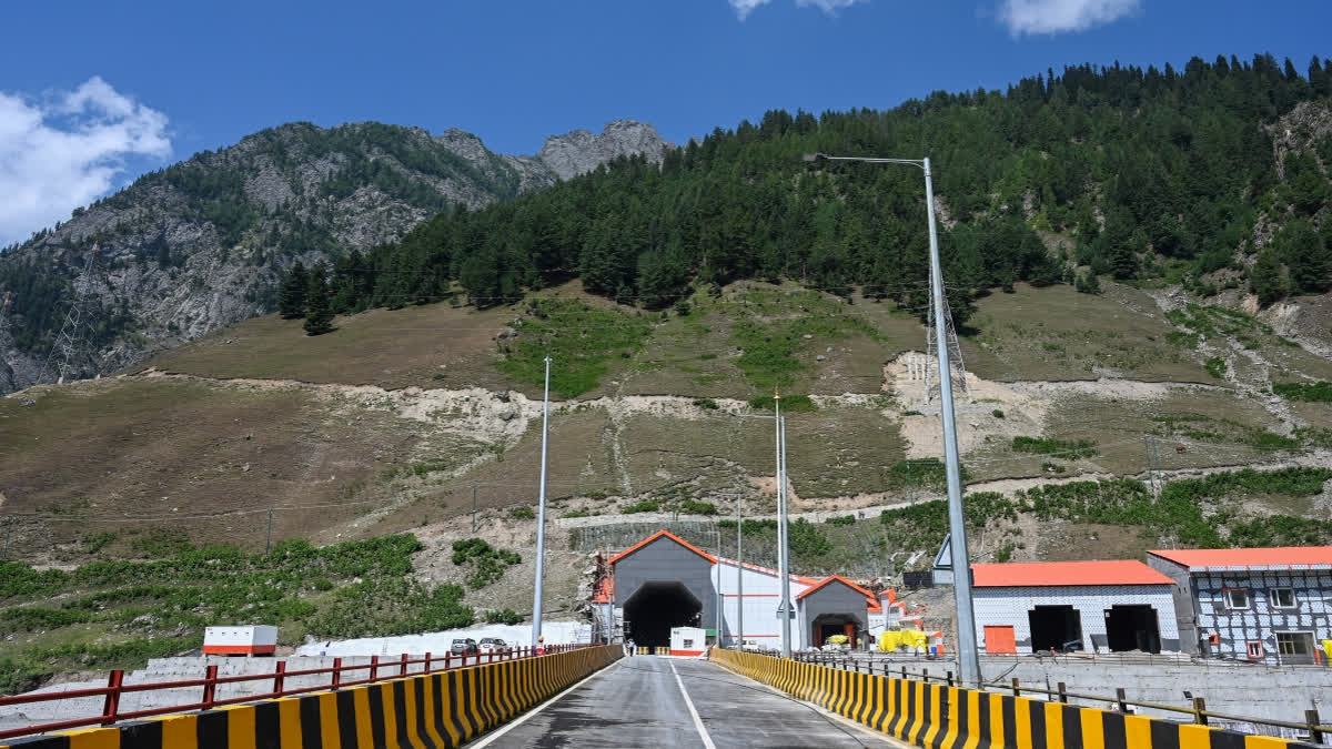 z morh tunnel in kashmir