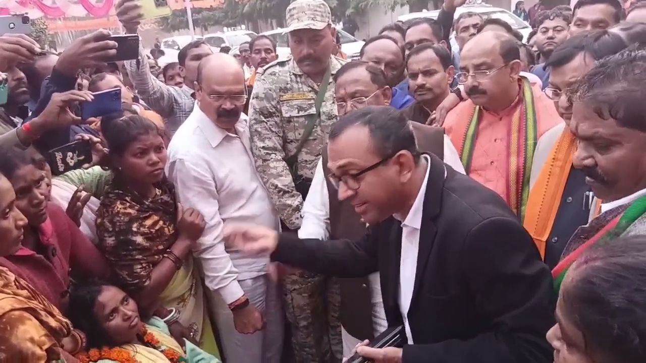 Dispute between women and ministers in Korba