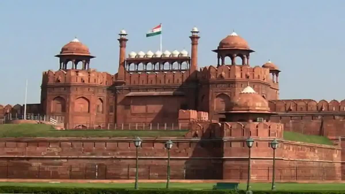 Farmers march  farmers protest  കര്‍ഷകമാര്‍ച്ച്  ചെങ്കോട്ട  Red Fort