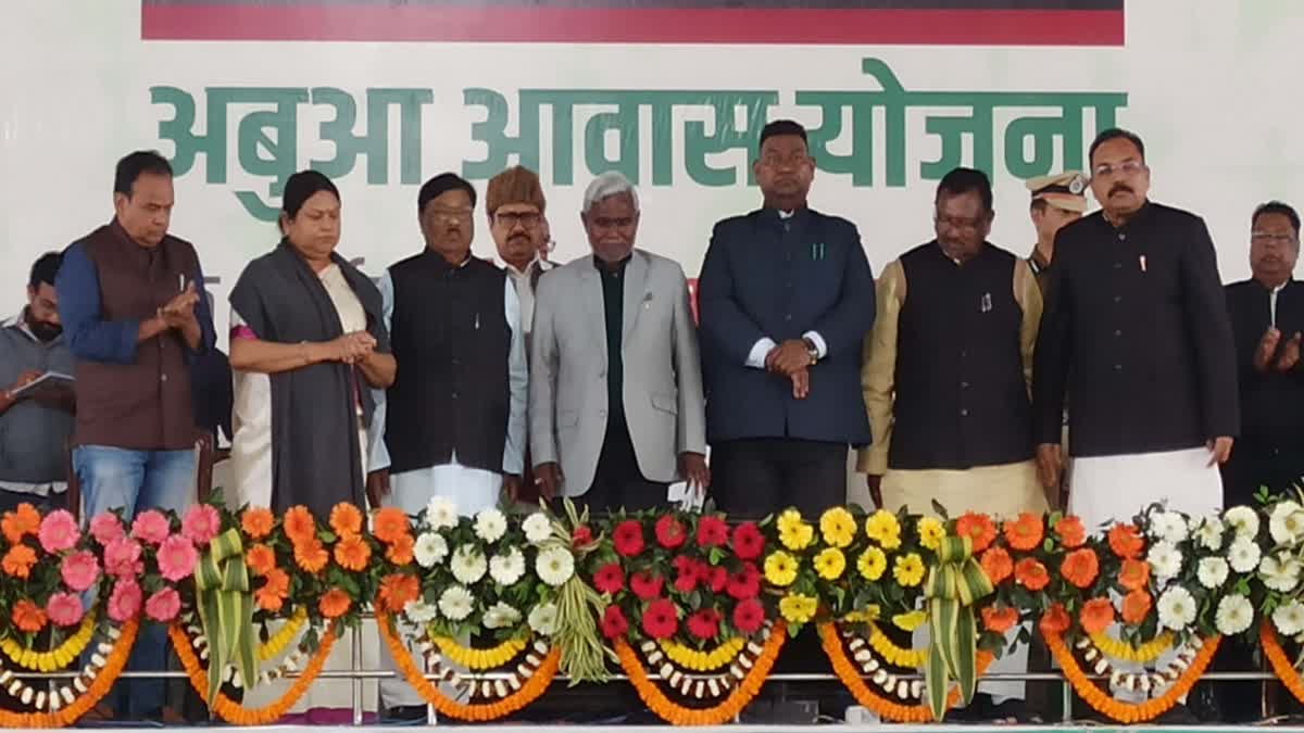 http://10.10.50.75//jharkhand/13-February-2024/jh-dum-03-mla-reaction-on-hemant-10033_13022024182304_1302f_1707828784_263.jpg