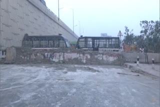 Concrete Barricades In Ghazipur  Farmers Delhi March  Dilli Chalo  കര്‍ഷക മാര്‍ച്ച്  ഗാസിപുര്‍ അതിര്‍ത്തിയിലെ സുരക്ഷ