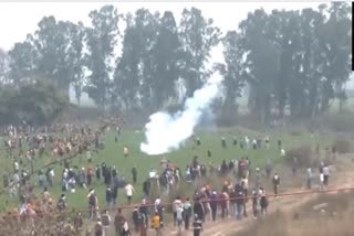 Farmers Face Tear Gas Shelling on Their Way to Delhi at Shambhu Border; Several Detained