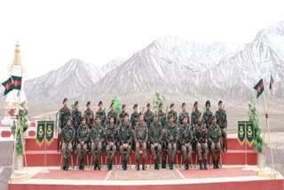 Etv BharatNorthern Army Commander visits forward areas in Ladakh, reviews army preparations