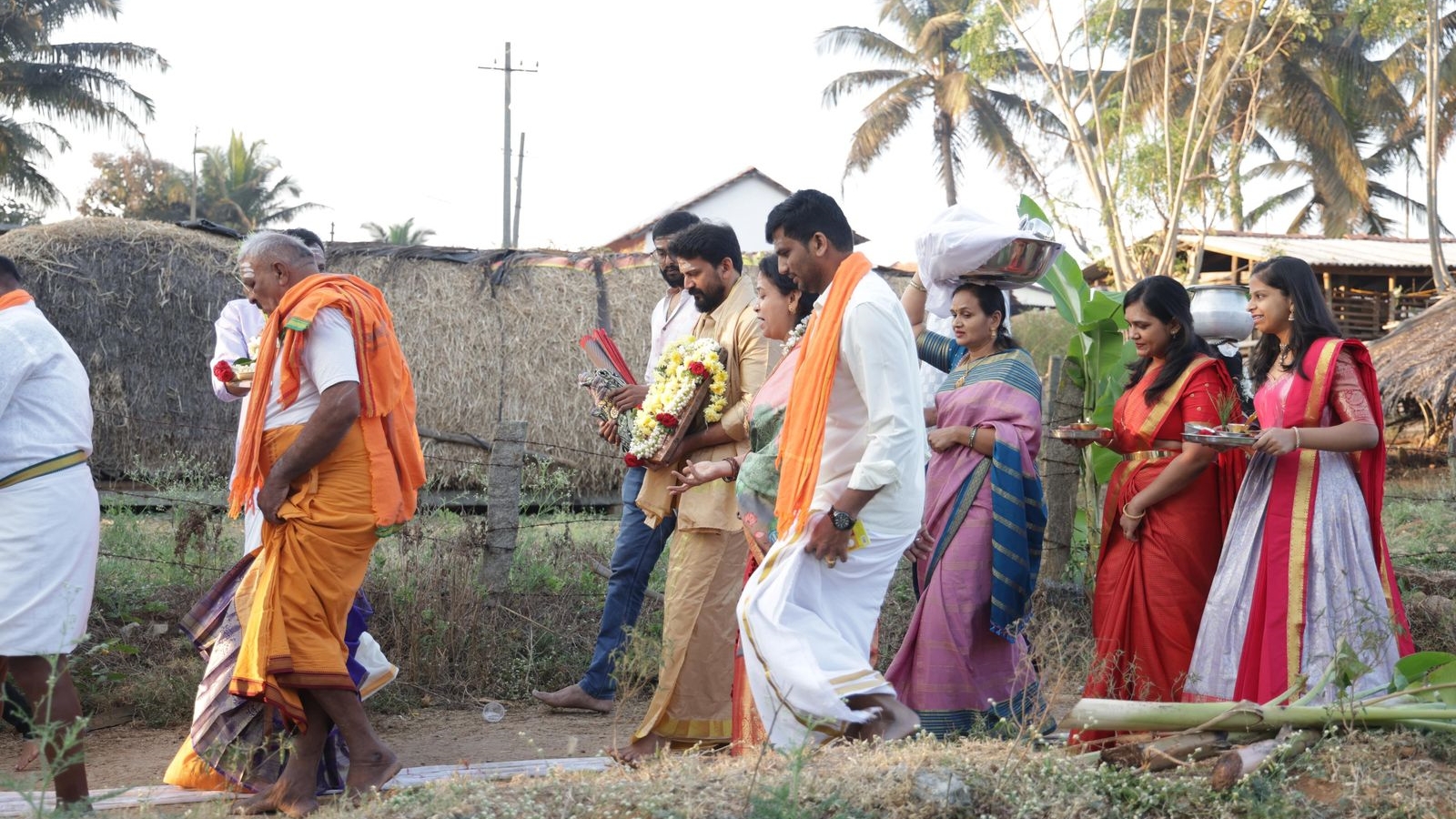 Actor Dali Dhananjay's traditional wedding rituals at his hometown