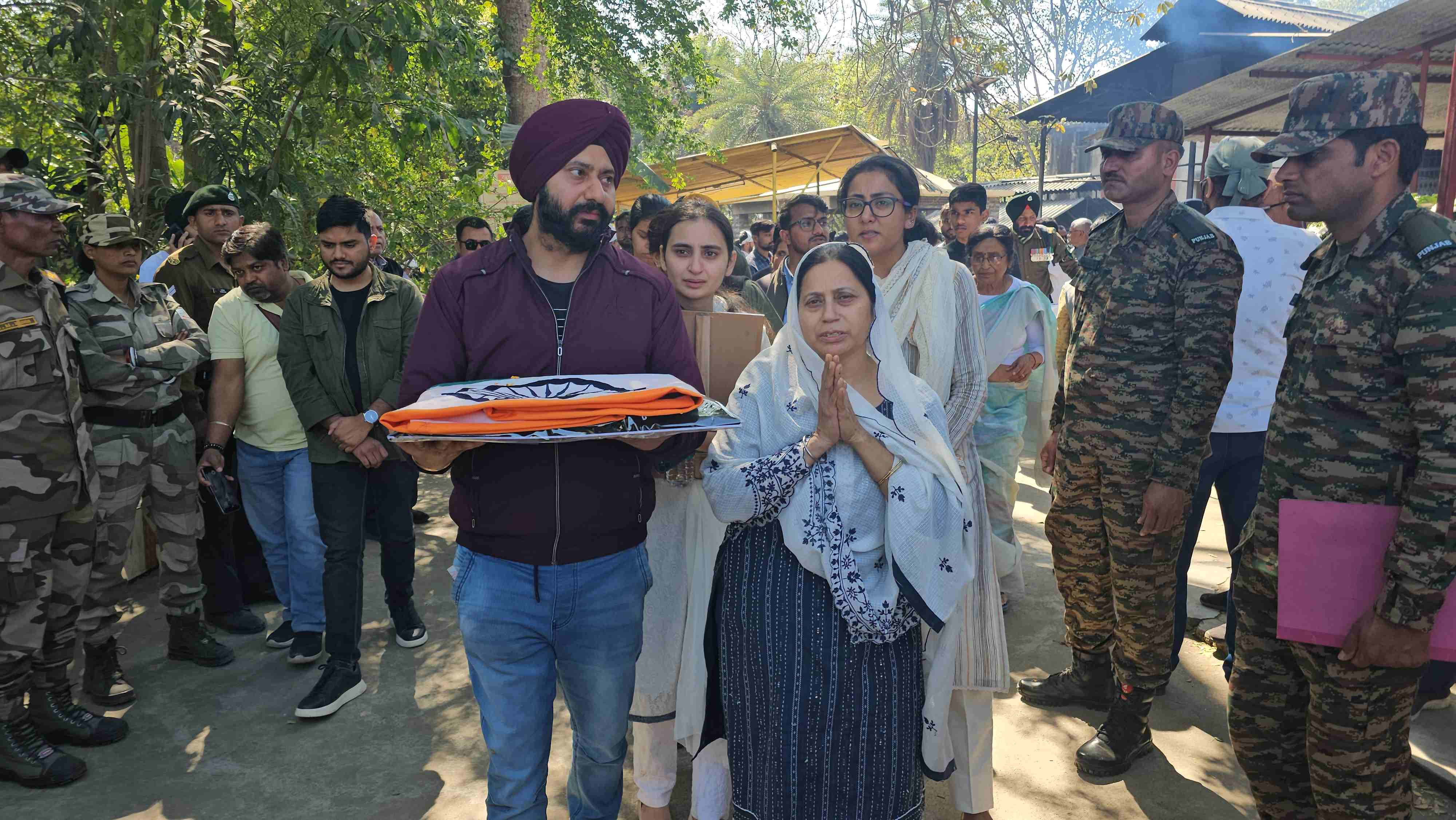 Captain Karamjit Singh Bakshi cremated