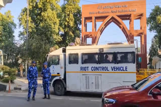 New Delhi: Security personnel deployed outside the Jamia Millia Islamia University in the view of students' protest, in New Delhi, Wednesday, Feb. 13, 2025.