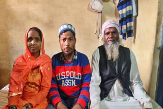 Chotan, lost in 2003, found his parents after 22 years, thanks to a neighbour from Nawabganj, reuniting in Jaipur and starting a family.