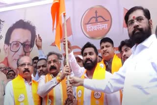 Rajan Salvi joins Shiv Sena