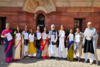 TMC MPs meet President Droupadi Murmu