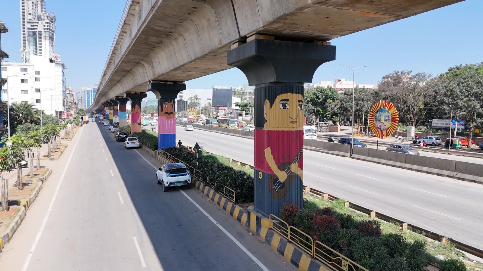 a-touch-of-color-on-bengaluru-metro-pillars