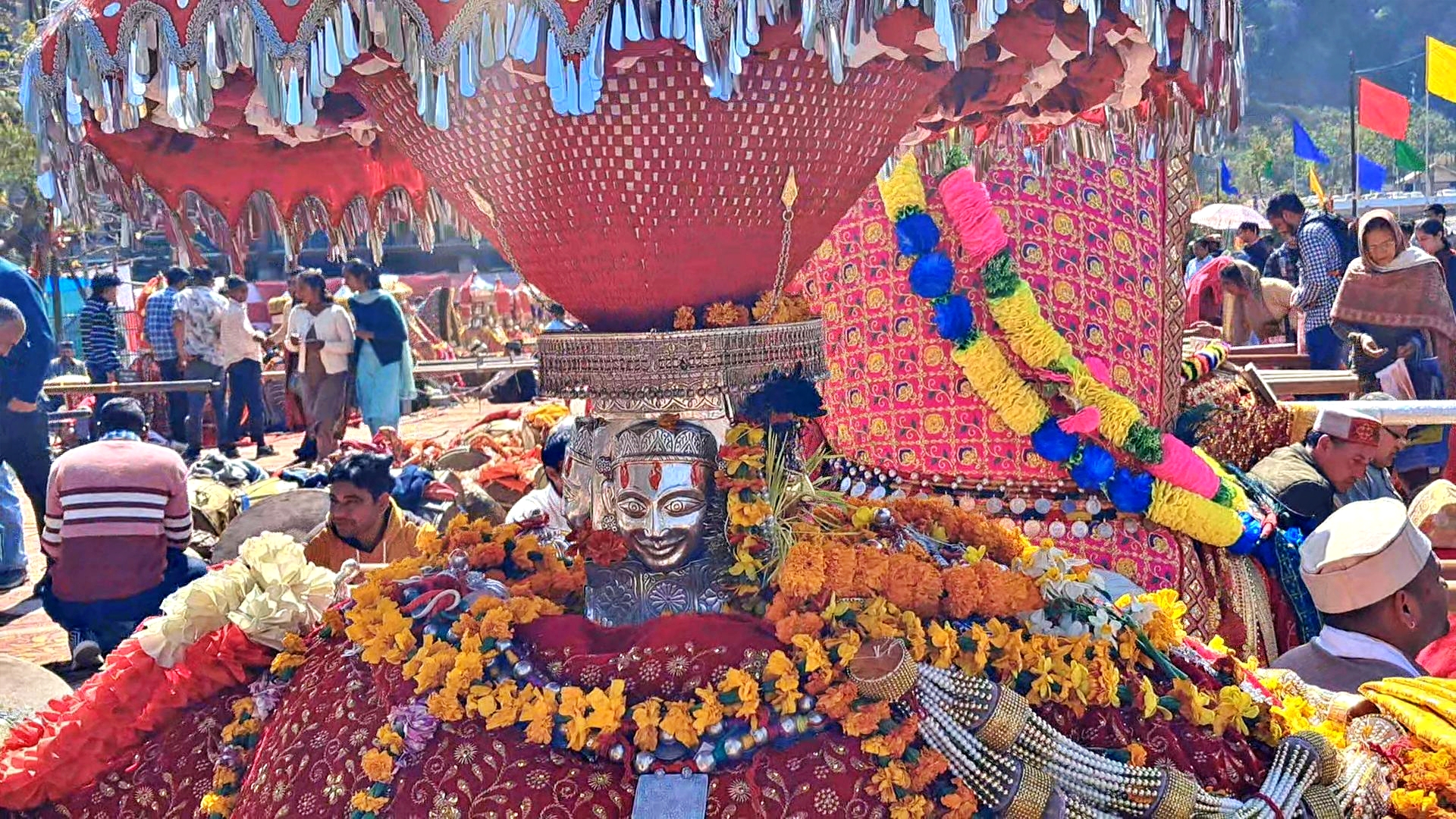 Dev Mahunag in Shivratri Mela