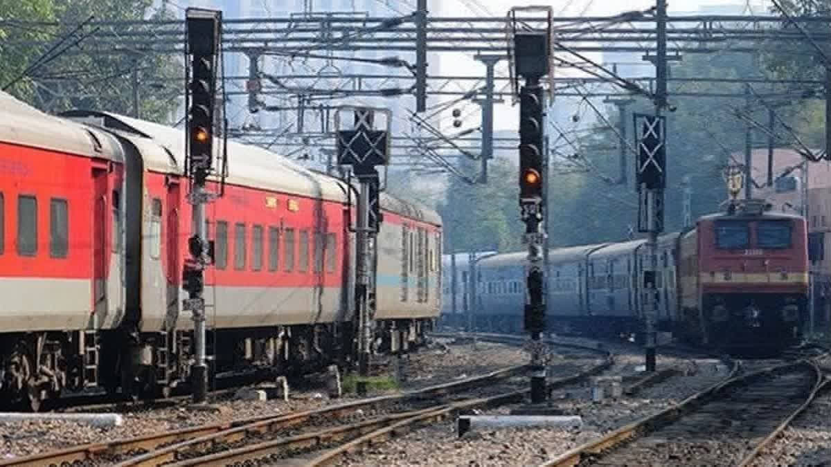 Railway Act Provides for Reservation Quota for Female Passengers: Minister