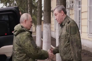 US Envoys Head To Moscow For Ukraine Ceasefire Talks