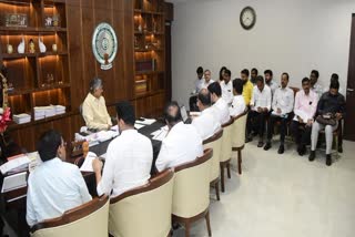 SIPB_meeting_chaired_by_CM