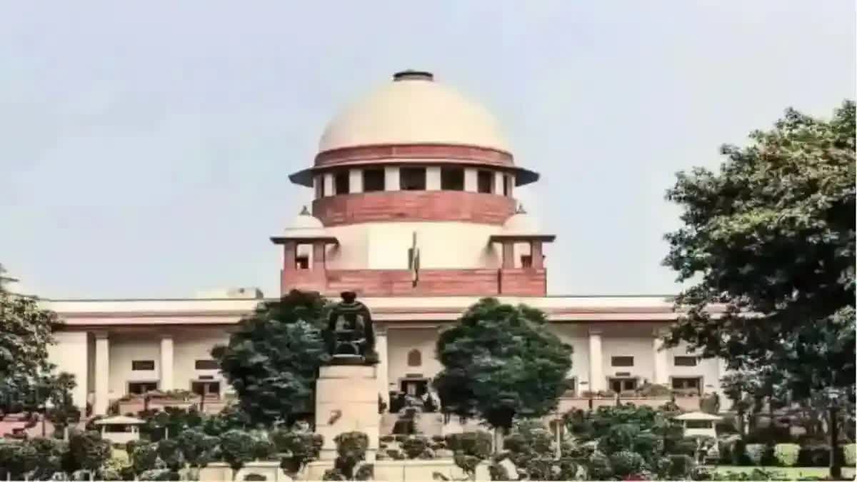SC acquits father-son in 1996 murder case