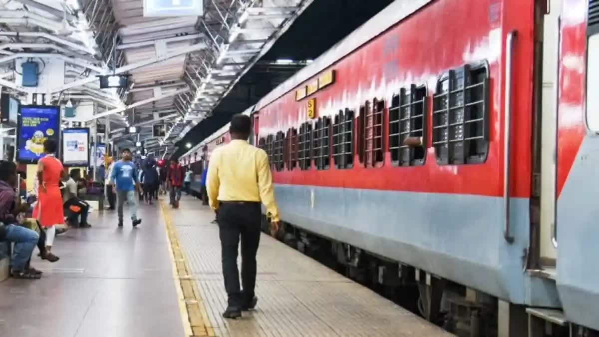 RAILWAY STATIONS IN SUMMER  DRINKING WATER  റെയിൽവേ കുടിവെള്ളംക  വേനൽ കാലം