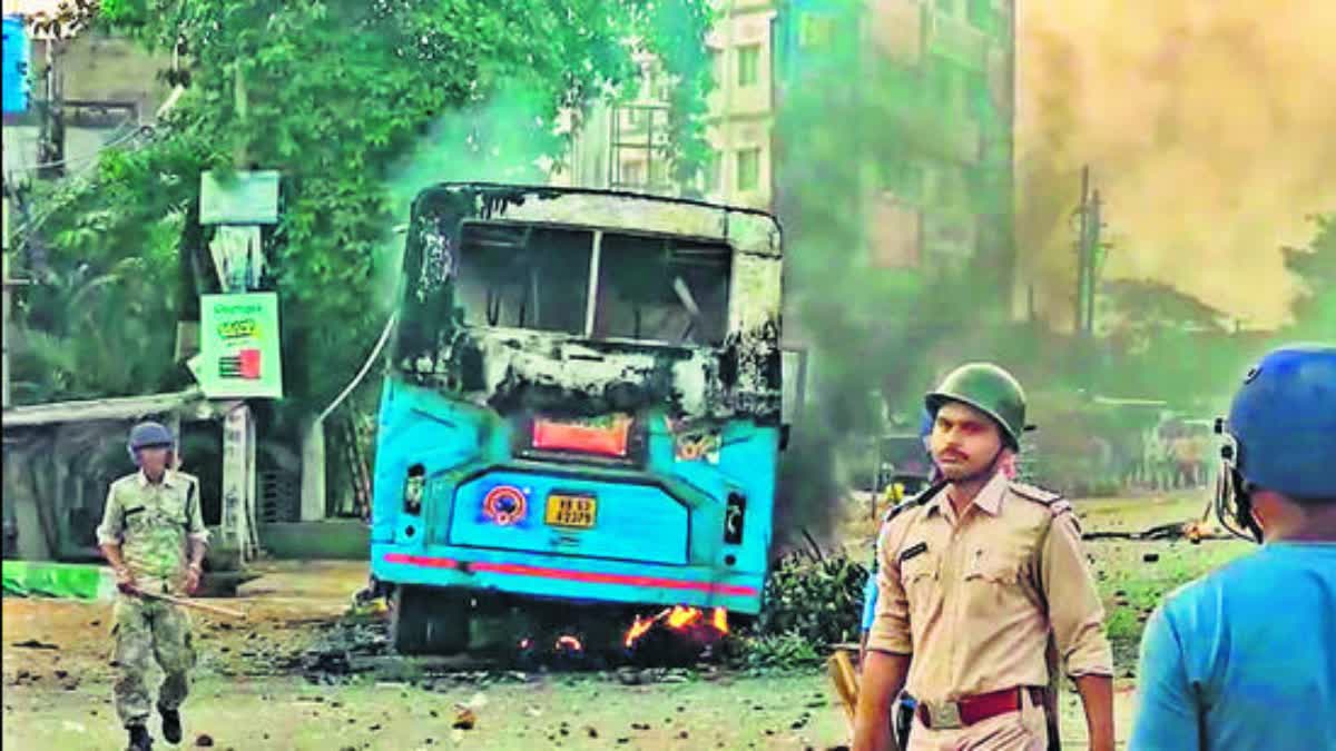 CAPF DEPLOYMENT IN MURSHIDABAD  PROTEST AGAINST WAQF BILL IN BENGAL  WAQF CLASHES IN MURSHIDABAD  LATEST NATIONAL NEWS