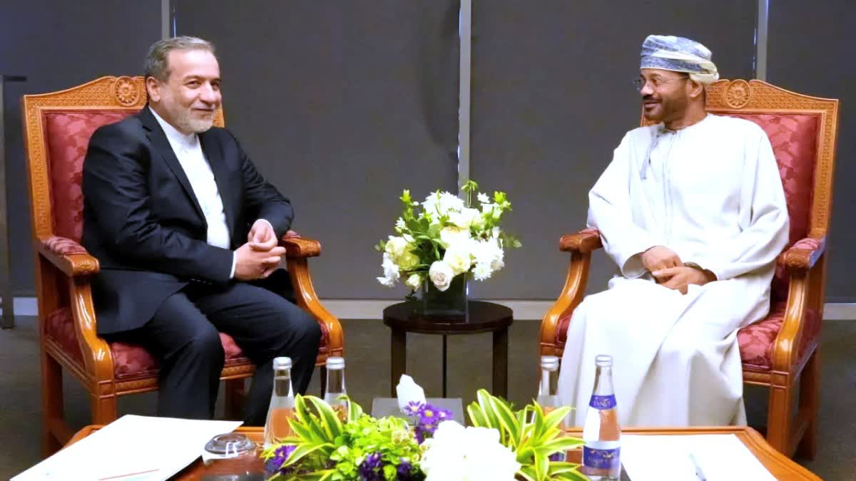 US-Iran hold talks in Muscat