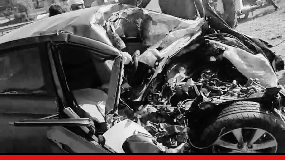 Horrific road accident in Jamwaramgarh