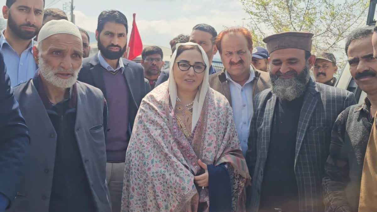 وقف املاک پر ذاتی ملکیت کے دعوؤں میں نمایاں اضافہ تشویشناک: درخشاں اندرابی
