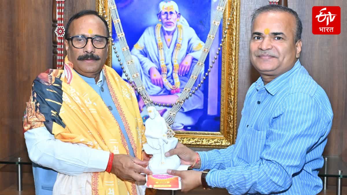 ATUL SAVE ON UDDHAV THACKERAY