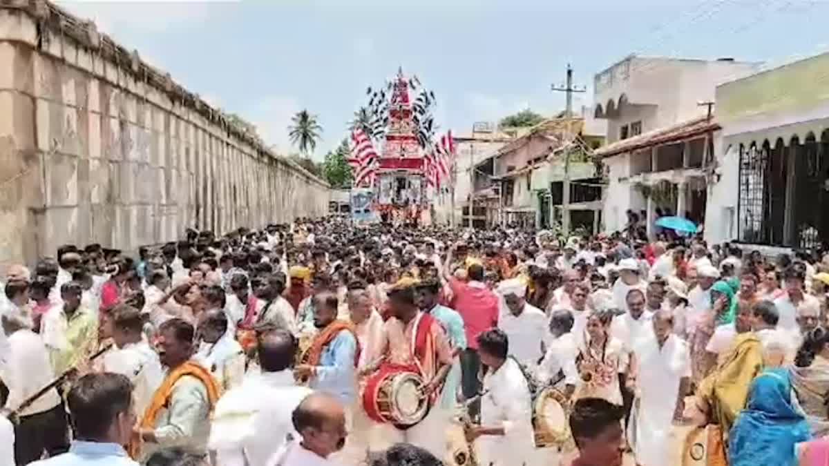 NEMINATHA RATHOTSAVA