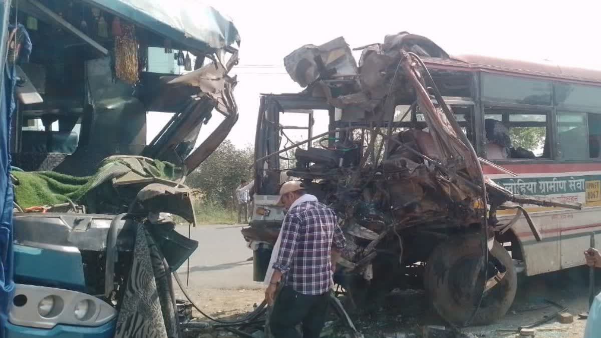 sambhal up roadways private bus collide ahmedabad delhi badaun 30 passengers injured.