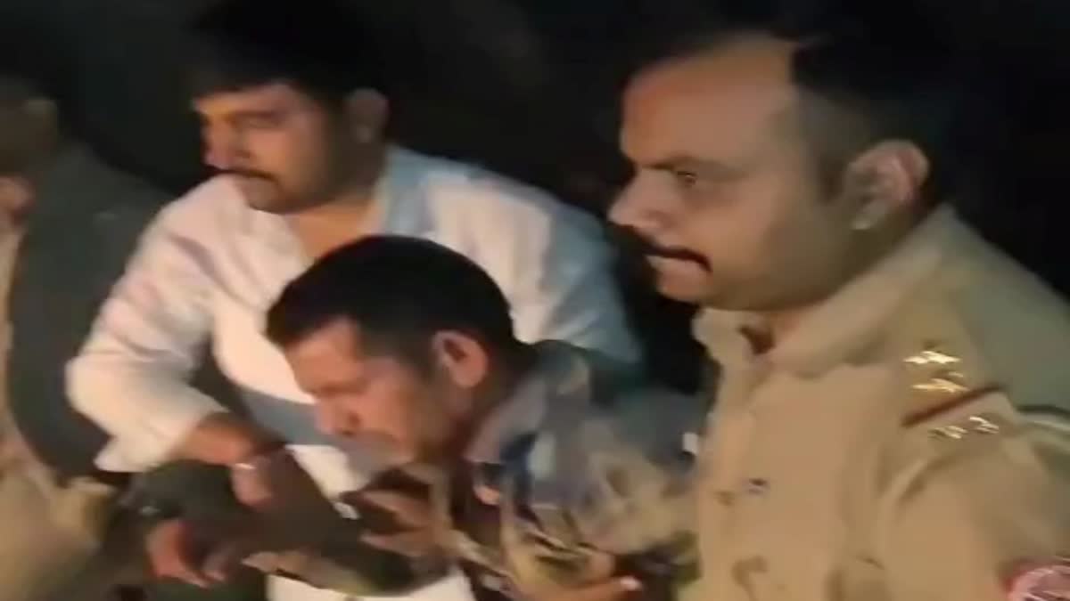मुठभेड़ के बाद बदमाश घायल