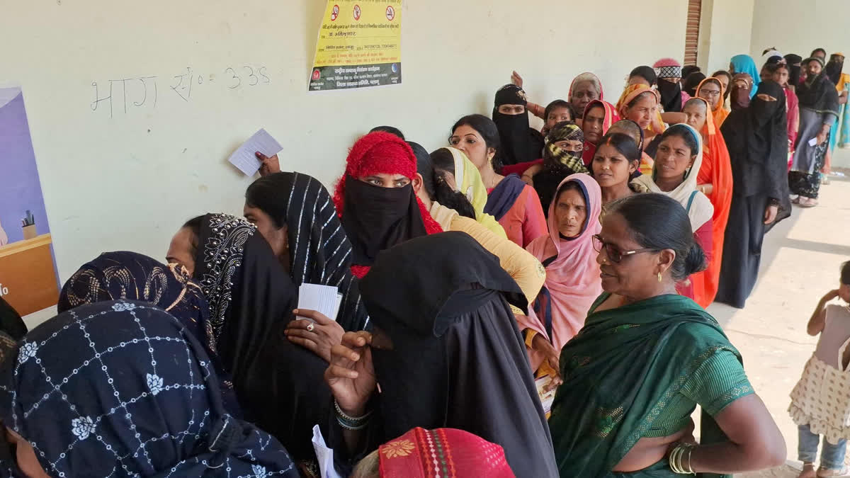 Voting in Naxal area of Palamu
