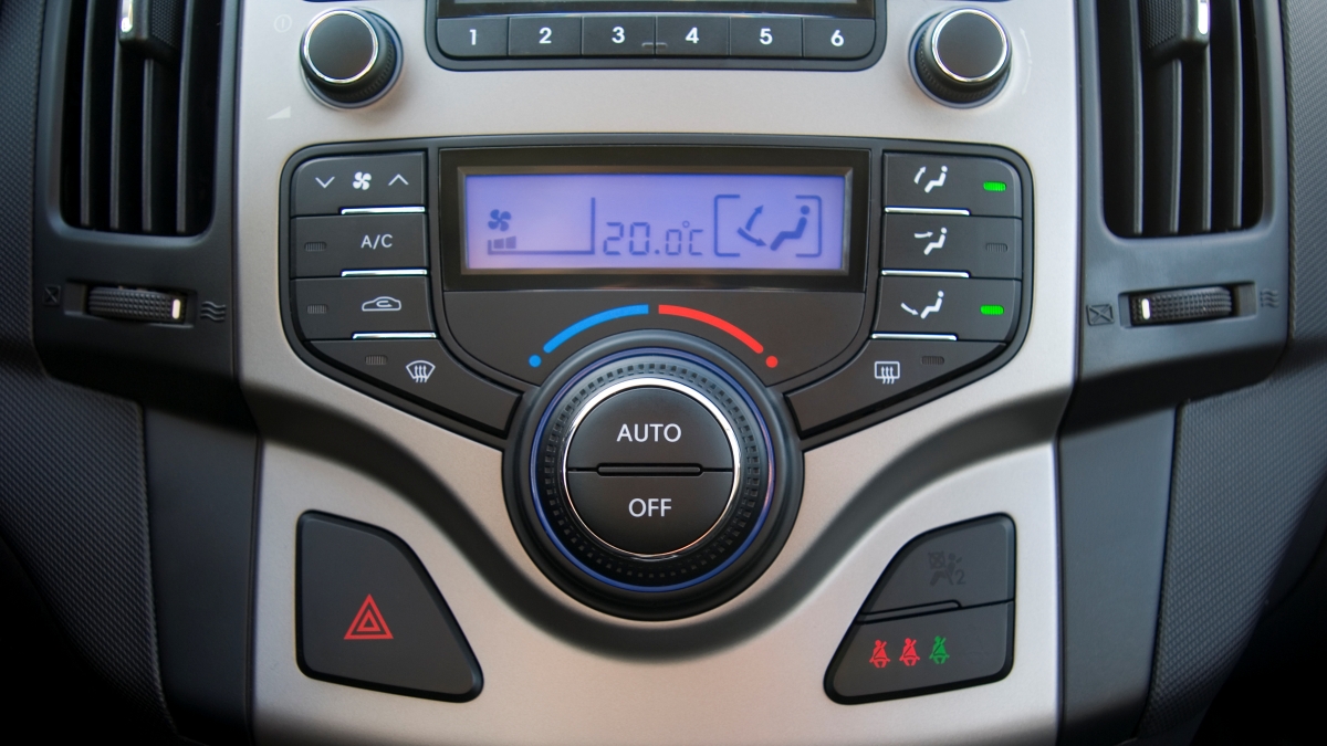 recirculation button in car