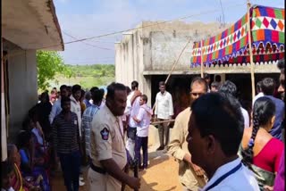 ysrcp_attacks_on_polling_booths_in_anantapur_district