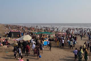 Gujarat: Four Drown in Dandi Beach During Family Outing
