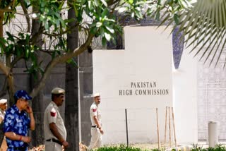 India declares Pakistani officials as persona non grata posted at pakistan high commission new delhi