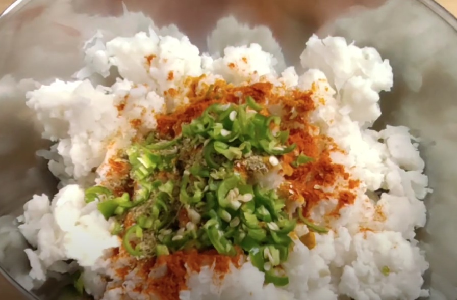 Mullangi Kachori Recipe