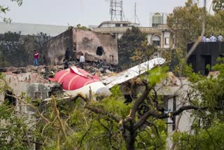 15 year old boy dies in Ahmedabad plane crash while going to give tiffin to mother