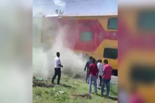 Sudden smoke in Chennai Bangalore Express train