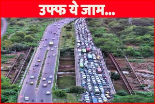 Traffic jam on Panchkula Madhya Marg