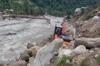 As many as 91 people have died in rain-related incidents and road accidents since the onset of monsoon in Himachal Pradesh on June 24 as per the state emergency operation centre. Another 100 people have suffered injuries and 16 are still missing. The locals staying on the outskirts of Kullu express their anguish as they share their struggle after surviving the ravaging floods.